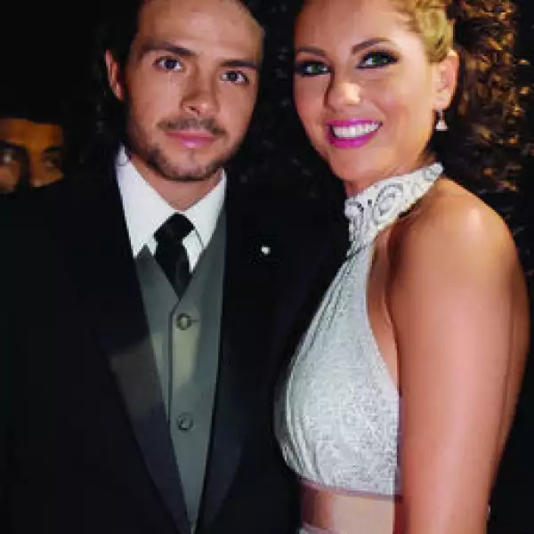 José María Torre, Bárbara Mori