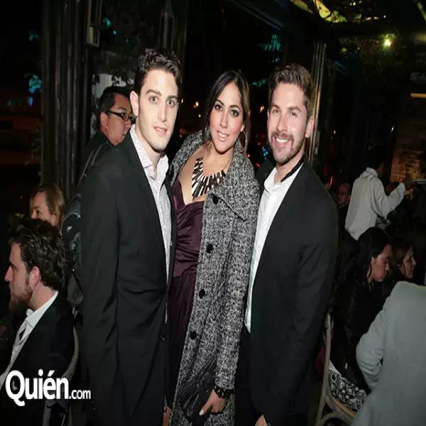 José Schnaider,Paola Domínguez,Juan Carlos Valladolid