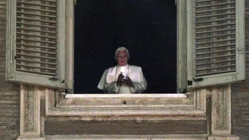 El Papa enciende el cirio navideño