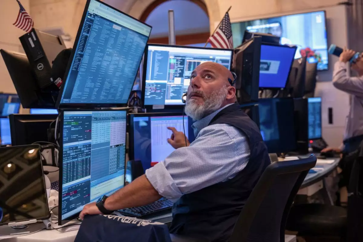 Nasdaq alcanza nuevo récord