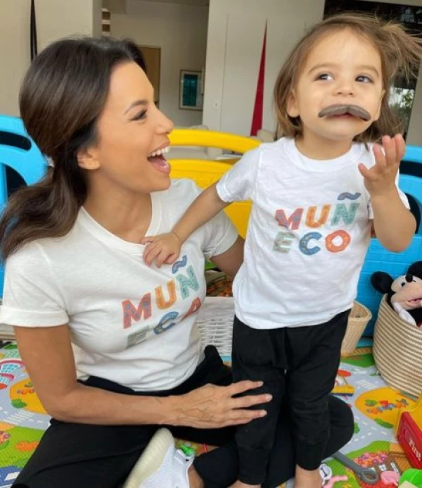 eva-longoria-santiago
