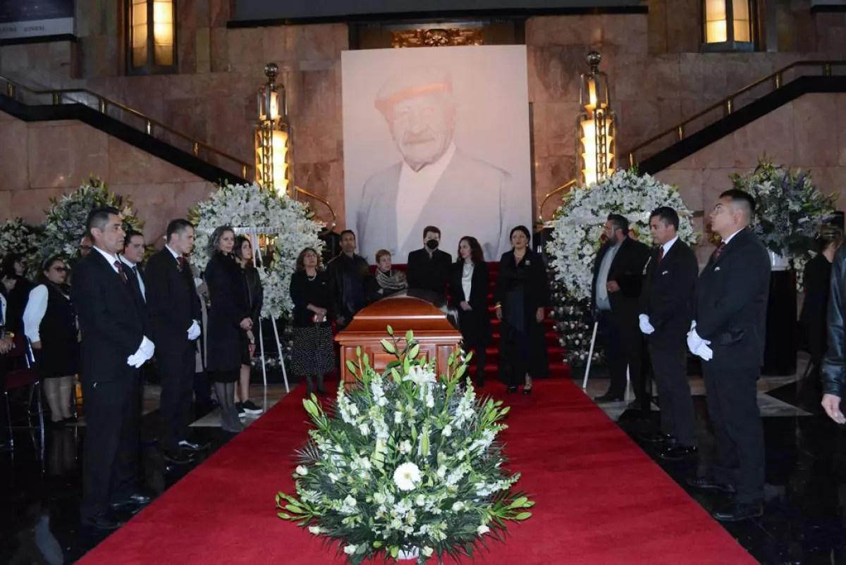 ignacio-lopez-tarso-homenaje