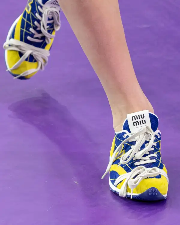 LOOK_73_SHOES_7317.jpg