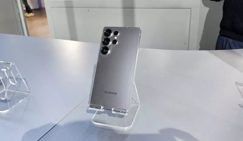 Samsung Galaxy S25 Ultra: precio, versiones y todas sus características de IA