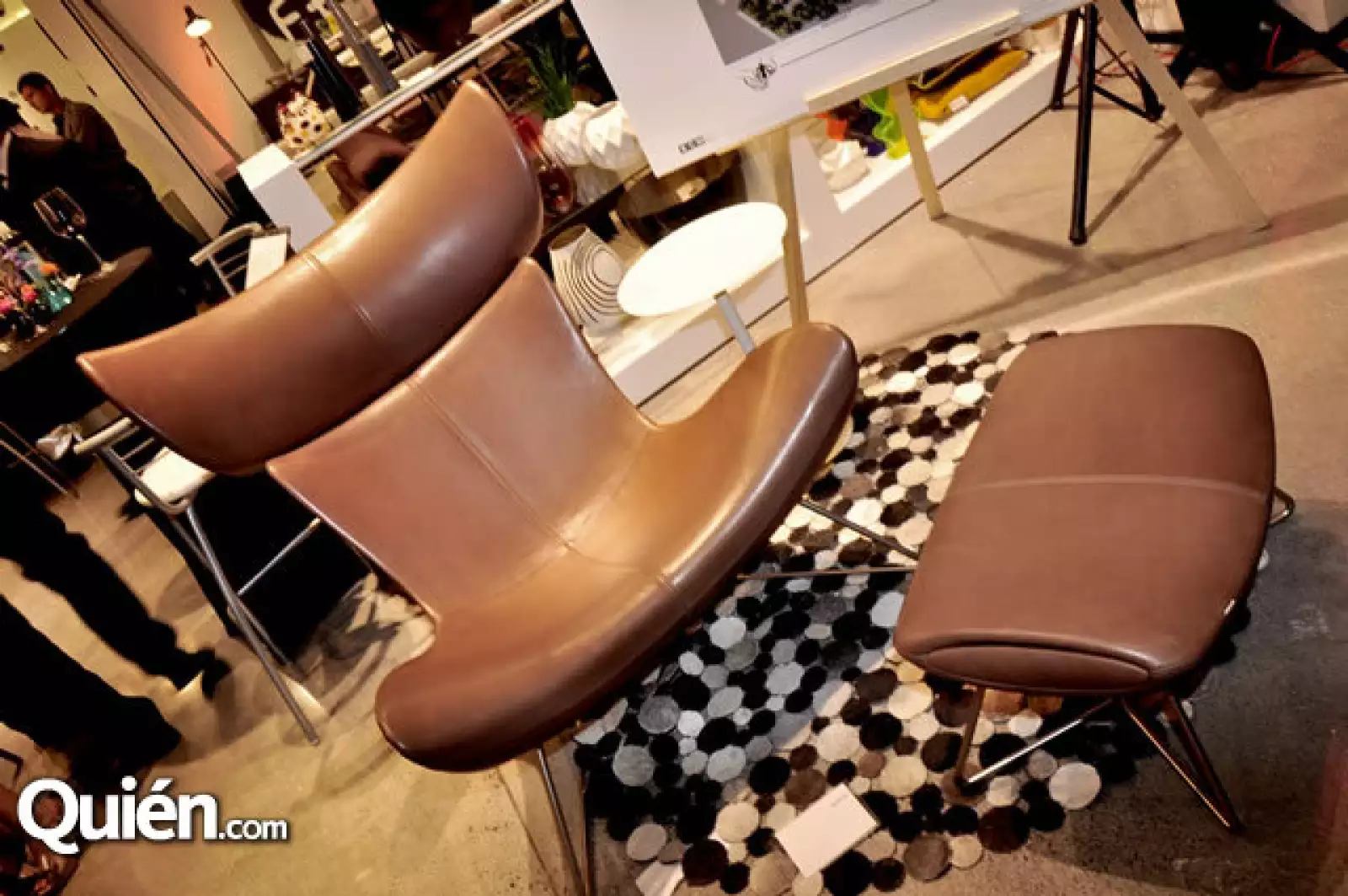 Silla Imola, parte de las ventas serán donadas para la Casa Simón de Betania que construye Pablo Ferrara