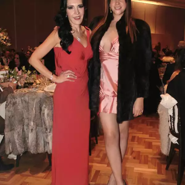 Rebeca Castro y Josette Carbajal