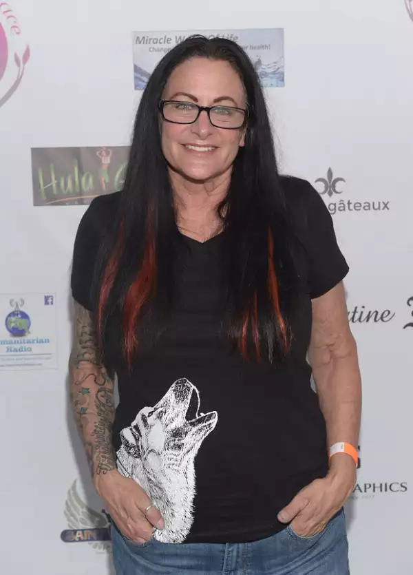 Ella es Jules Stewart, la madre de Kristen que clama que no habló sobre la relación de su hija con Alicia Cargile.