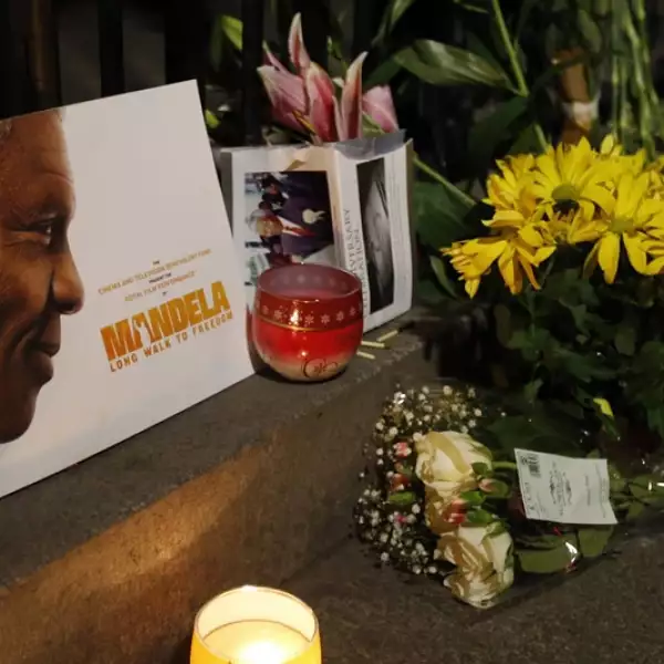 Londres Mandela tributo