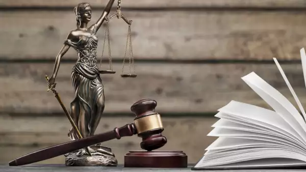 180911 justicia crisis is artisteer.jpg