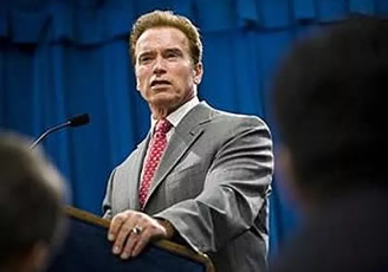 Arnold Schwarzenegger despidió a 2,000 empleados tras la reclasificación. (Foto: Reuters)