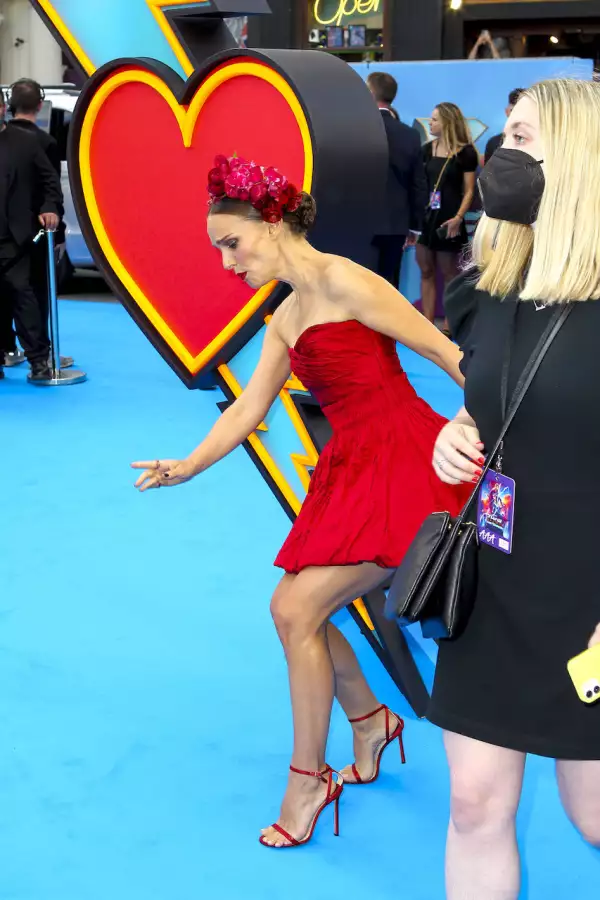 natalie-portman-resbalon