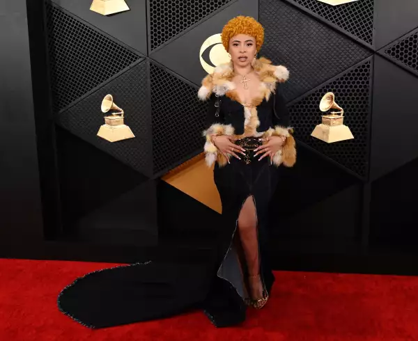 Todos los looks de las celebridades en los Grammys 2024