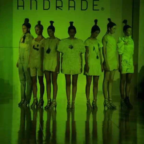 IDM Desfile Daniel Andrade