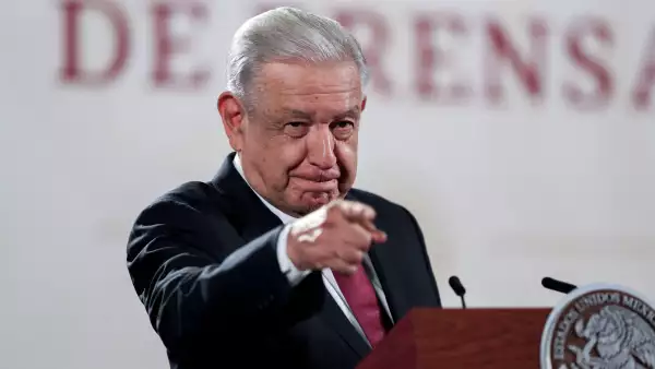 mananera-amlo-pj.jpg
