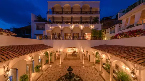 El patio central.