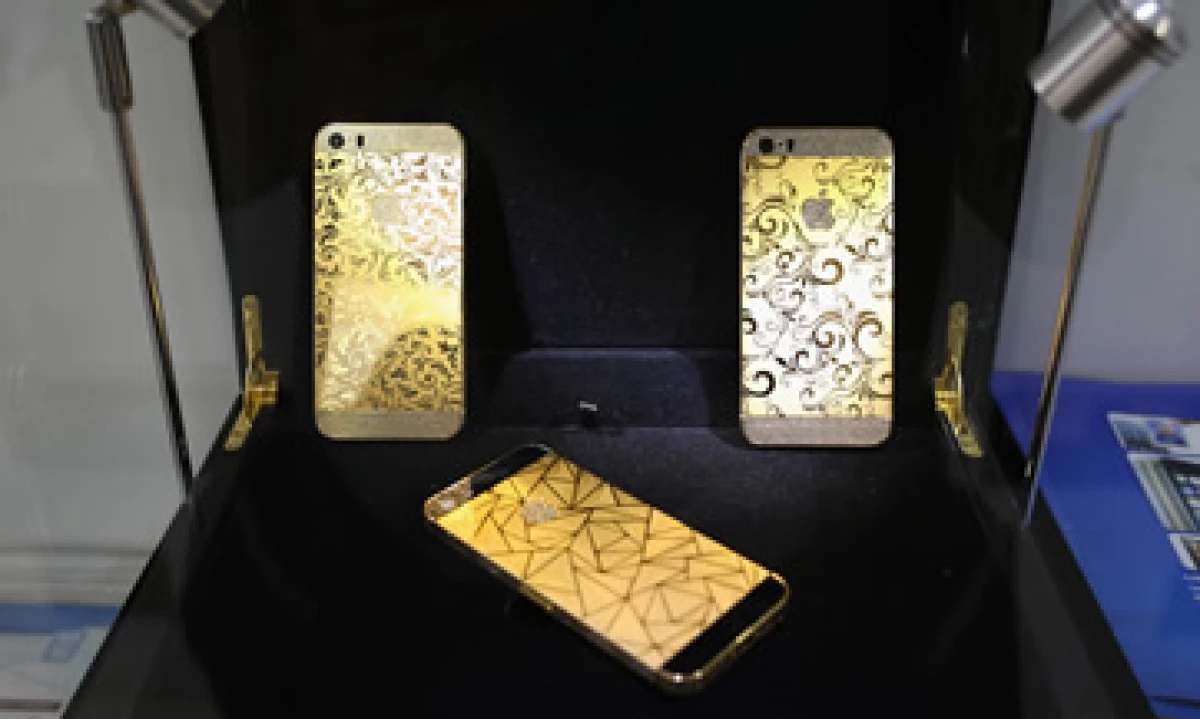 Wal-Mart redujo el costo del iPhone 5C de 16 gigabytes a 29 dólares.(Foto: Reuters)