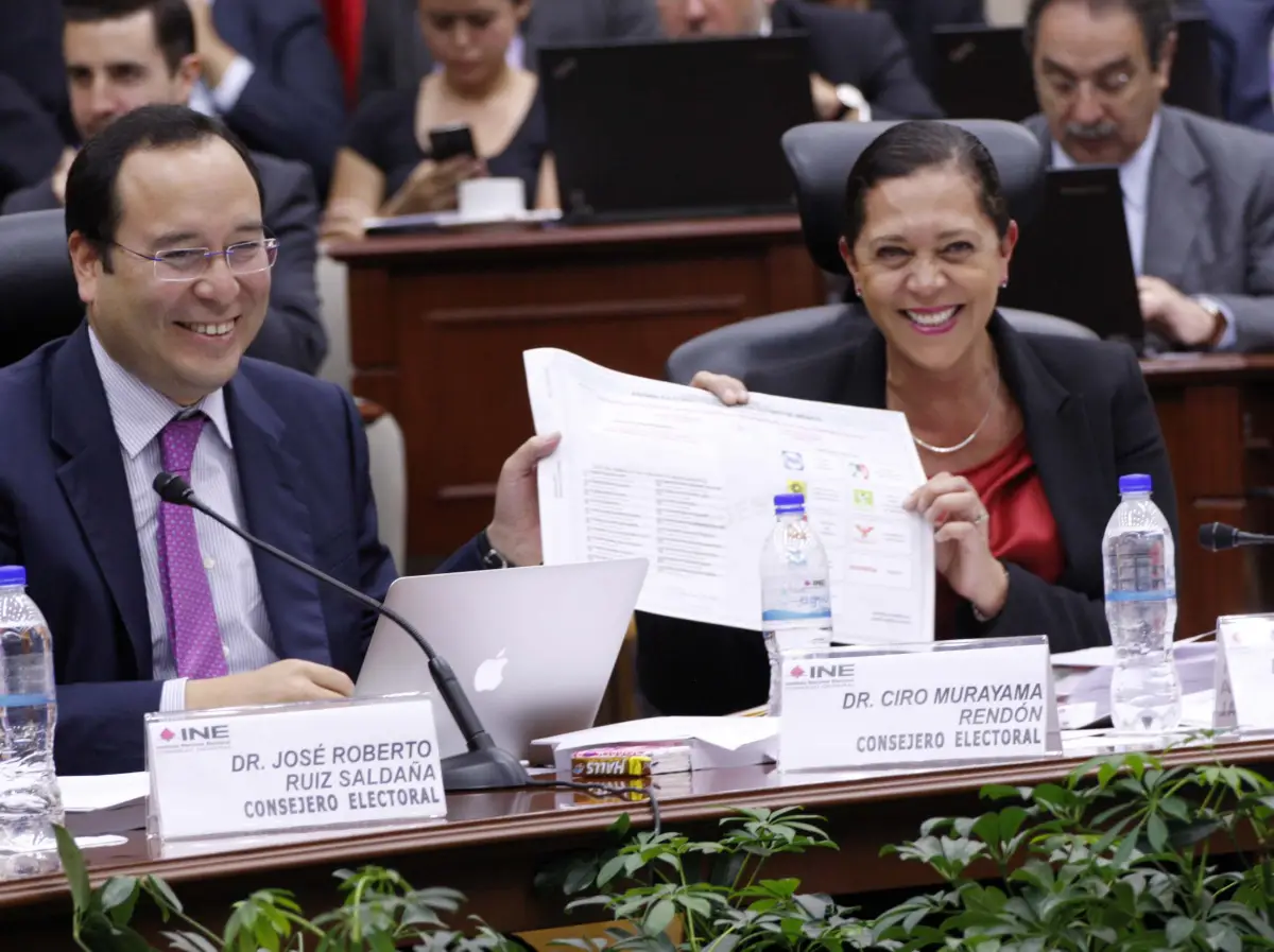 ciro murayama y adriana favela.jpeg