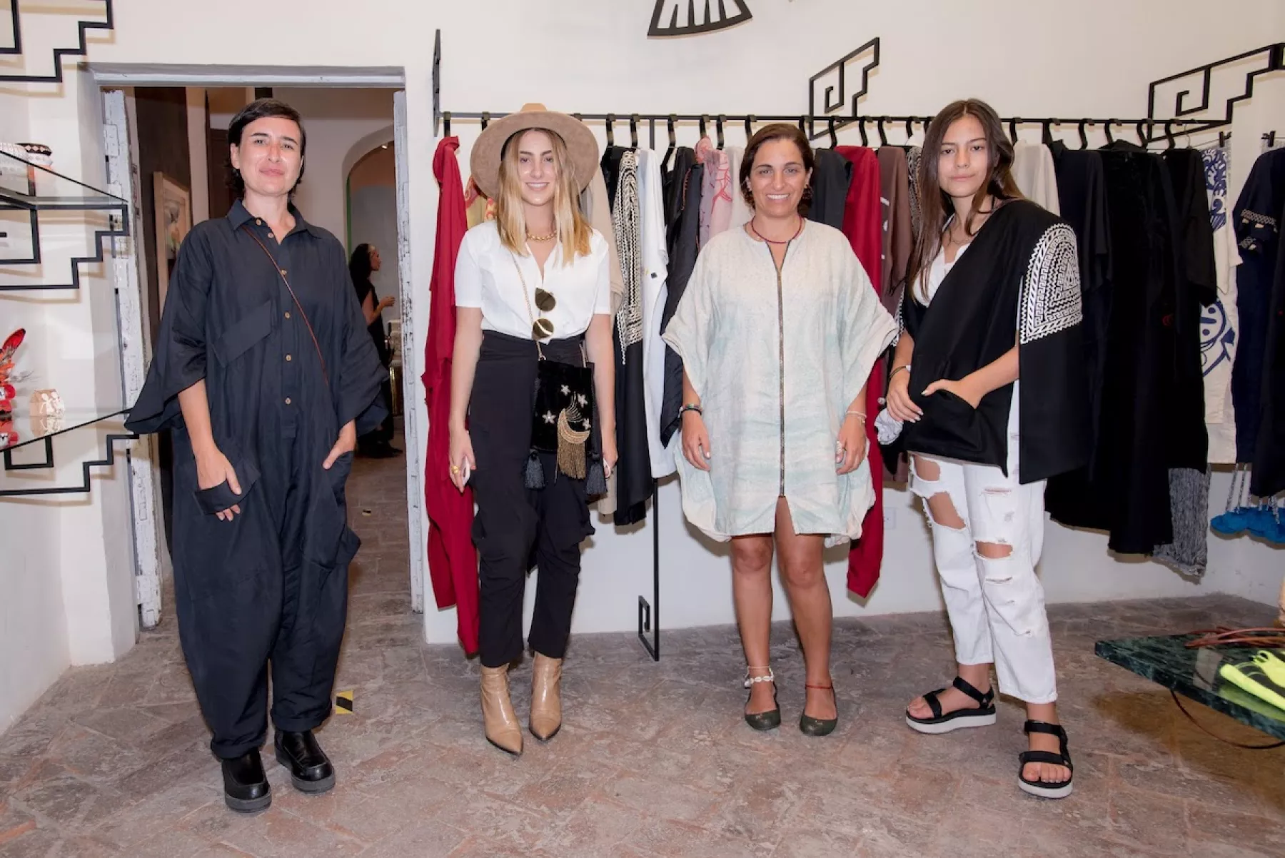 Carla Ferénadez, Soumaya Romero Slim, Soumaya Slim y Laima Reyes.jpg