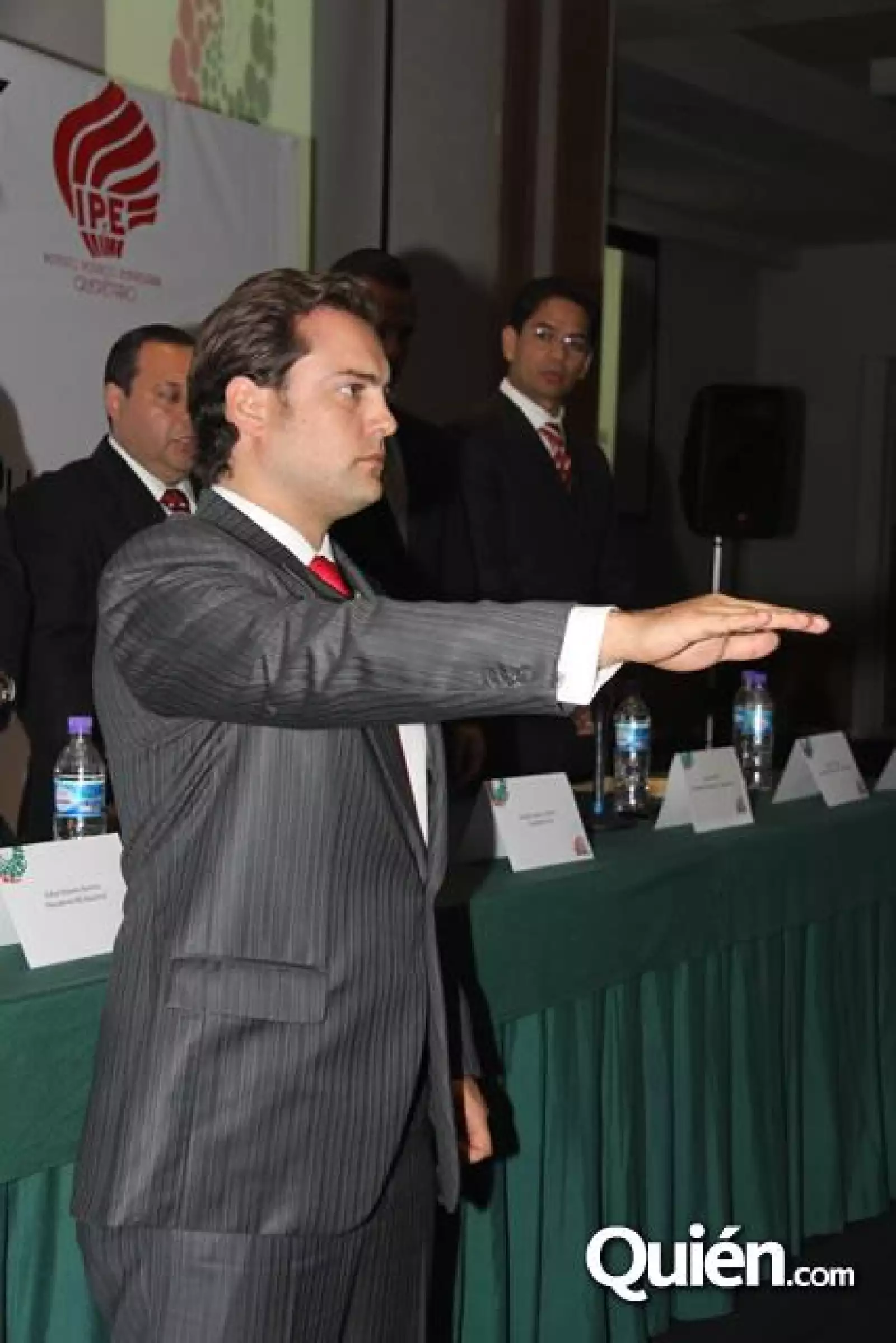 Toma de Protesta de Enrique Fausto a la presidencia del Instituto Politico Empresarial filial Querétaro