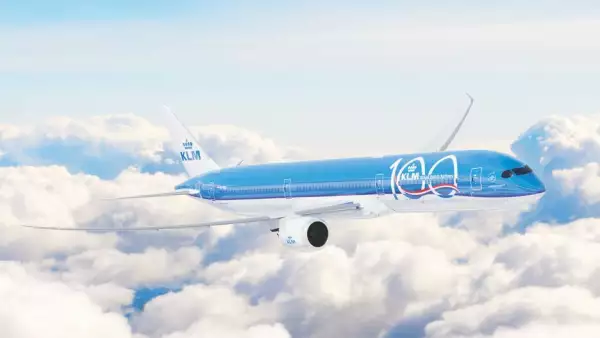 webversion-B787-10 Dreamliner.jpg
