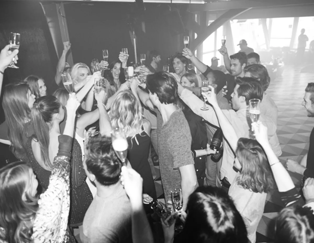 El brindis de la sesión.