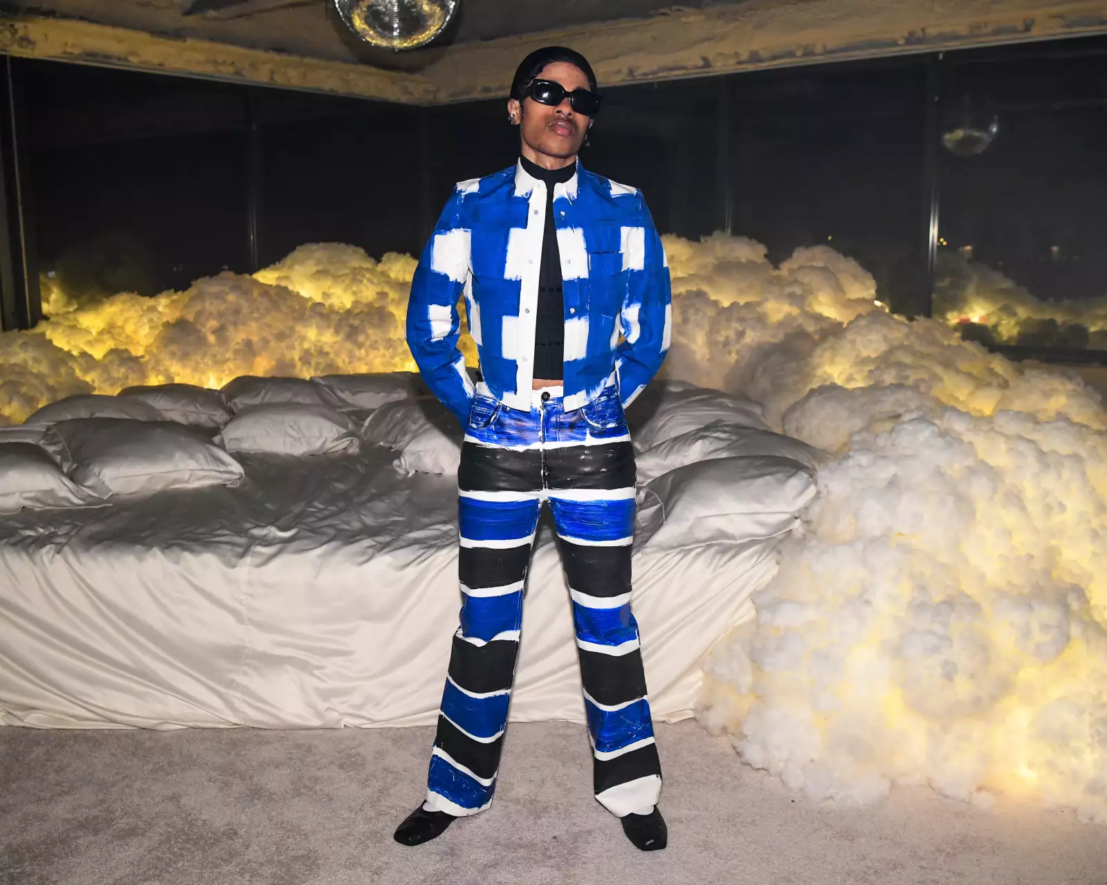 APRESMET 2: PRESENTED BY CARLOS NAZARIO, EMILY RATAJKOWSKI, FRANCESCO RISSO, PALOMA ELSESSER, RAUL LOPEZ, RENELL MEDRANO AND WSA