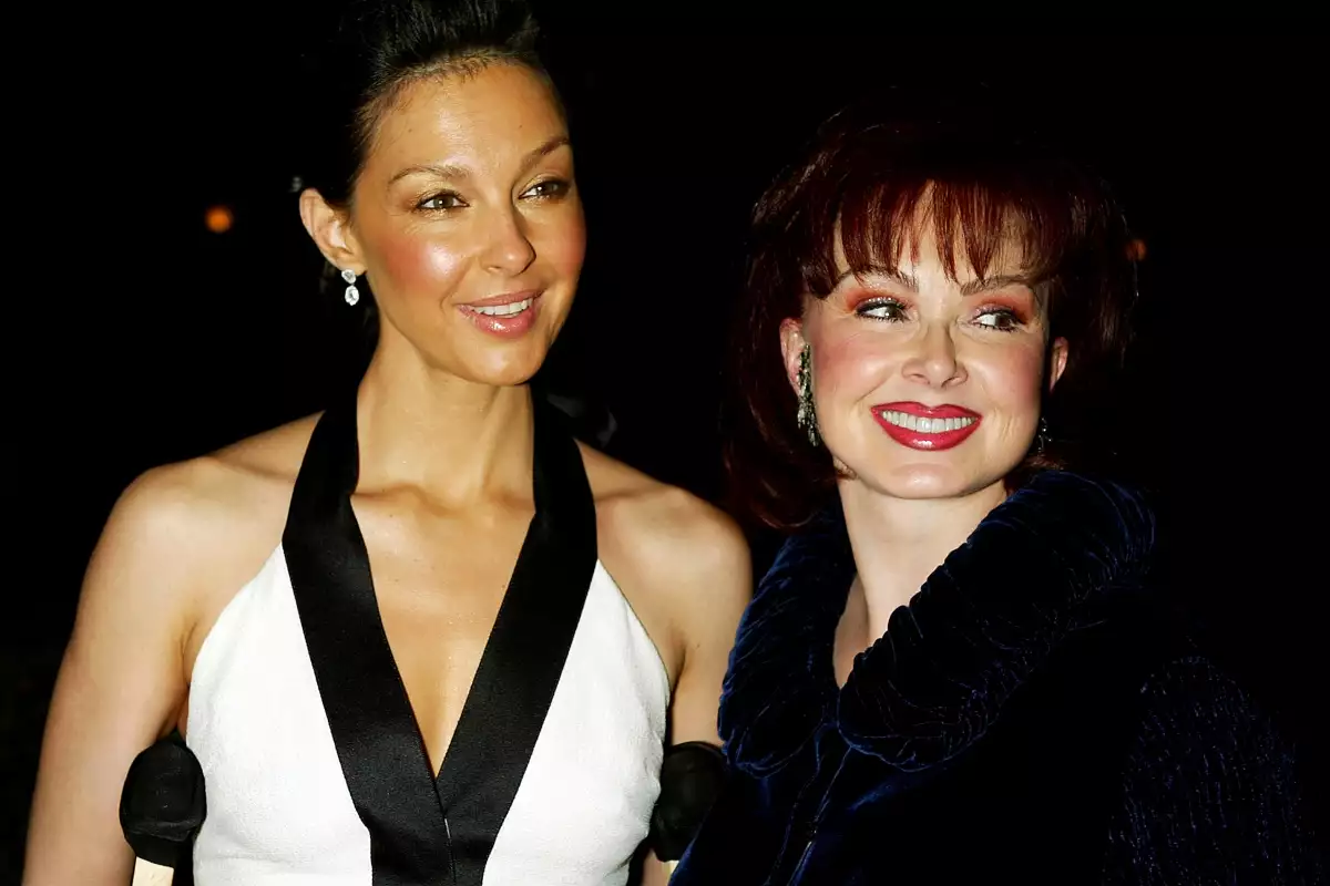 Ashley-Judd-naomi-judd.jpg