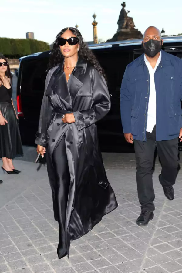 naomi-campbell-cena-balenciaga