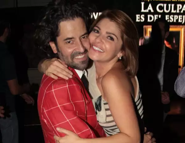 Otra más que se unió a la celebración fue Itatí Cantoral.