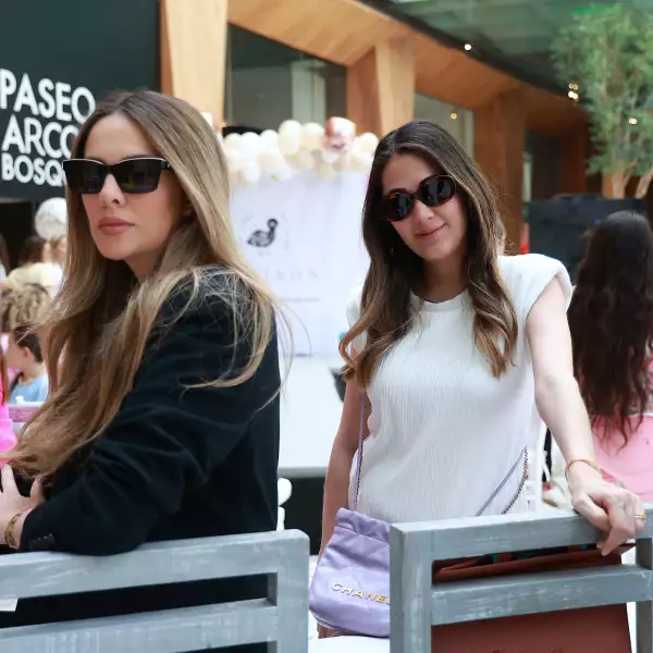 Mayte Grajales y Cynthia Sotelo 