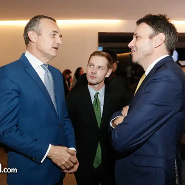 Christian Valdelievre, Isidoro Bethel y Erick Descondes