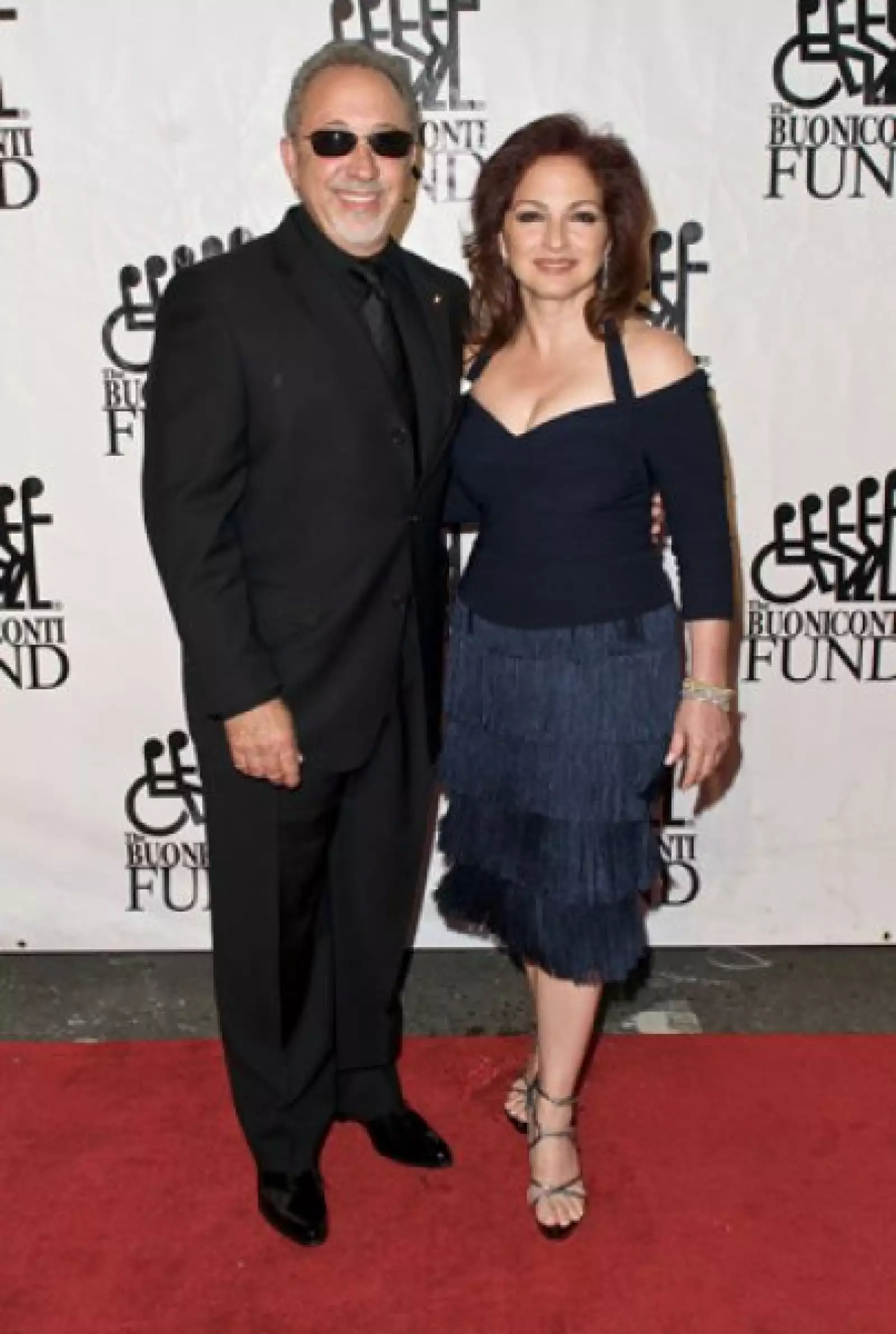 Emilio y Gloria Estefan acudieron a la misma fiesta que la ex tenista rusa.