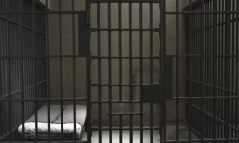 Los funcionarios que falsen las cuentas públicas recibirán un castigo entre uno y tres años de prisión.  (Foto: Thinkstock)