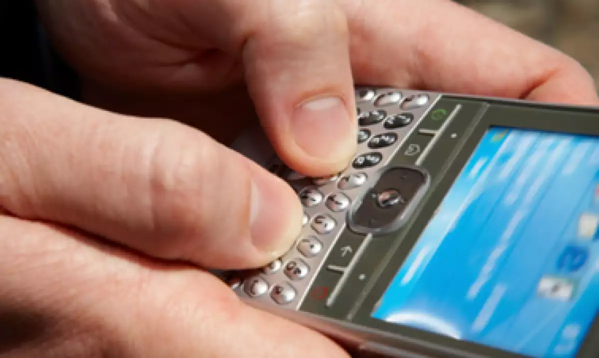 Telefónica tiene el 22% del mercado de celulares en México, pero sólo 12% de los ingresos totales. (Foto: AP)