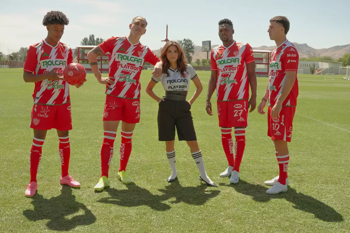 eva-longoria-necaxa-serie-documental-disney.jpg