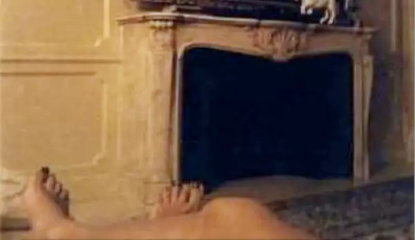 Aseguran que estas son las piernas de una de una de las menores que asistió a las supuestas orgías del Primer Ministro italiano.