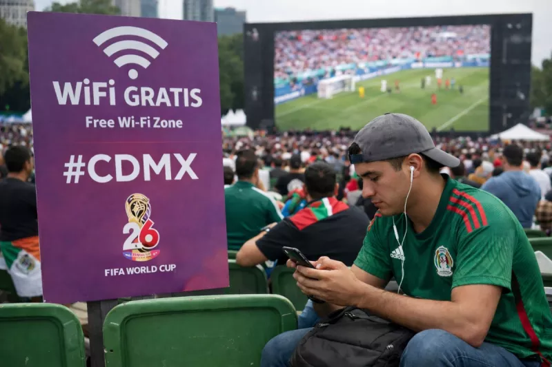Conectarse a una red pública de wifi durante el Mundial de futbol será como gritar tus datos bancarios 