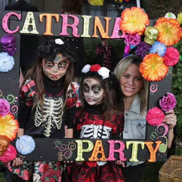 Camila Negrete,Regina Negrete y Liliana de Negrete