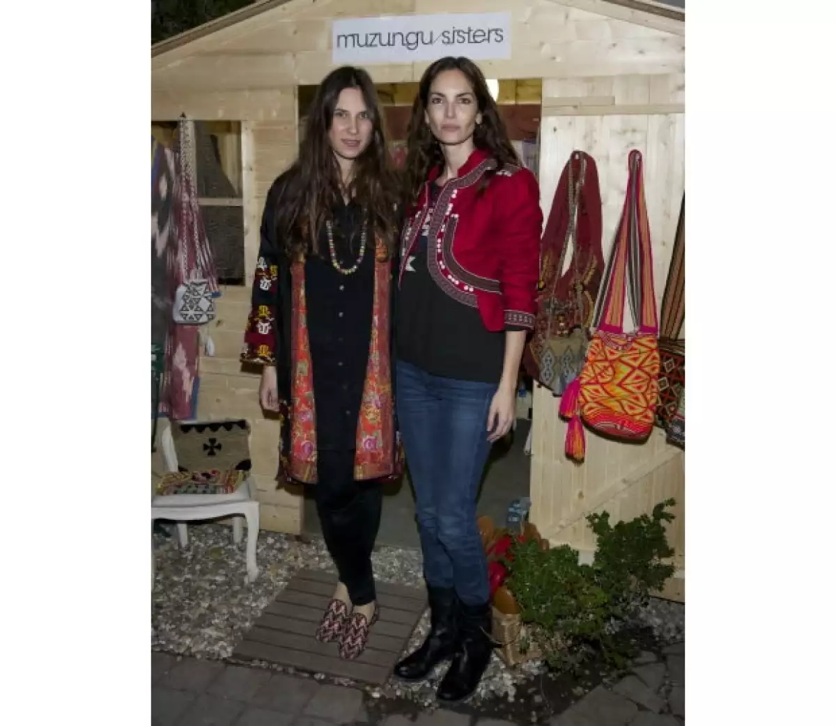 Es conocida por ser la prometida de Andrea Casiraghi , hijo mayor de la Princesa Carolina de Mónaco, pero ¿quién es? ¿de dónde viene? y ¿cómo conoció a Andrea?