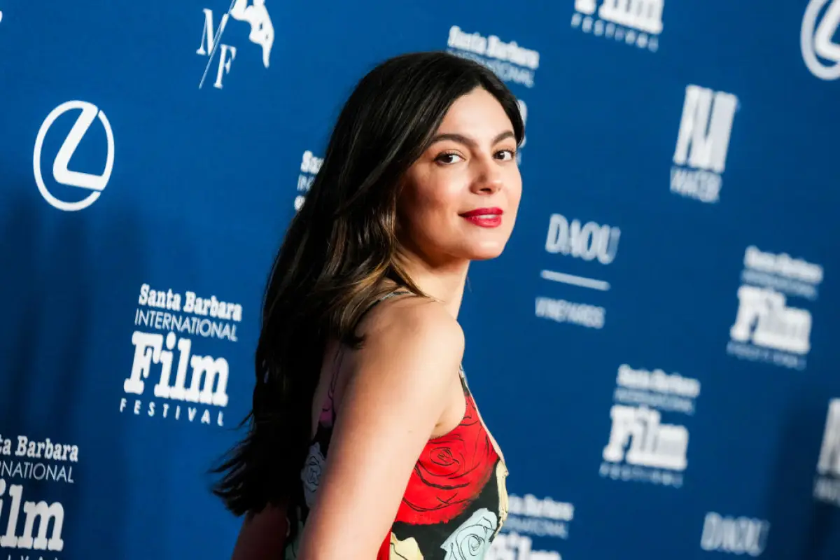 monica barbaro peliculas y series
