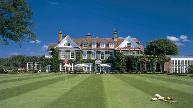 Una celebración imperial de la boda en Chewton Glen, Inglaterra
