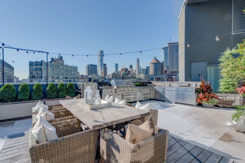 Con una vista al barrio de Chelsea, Kimye se quedarán en esta casa cuya suma total, oscila en los 25 millones de dólares.