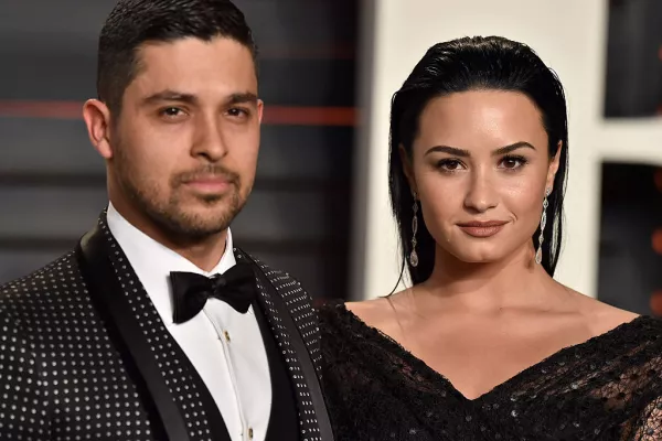 Wilmer Valderrama y Demi Lovato