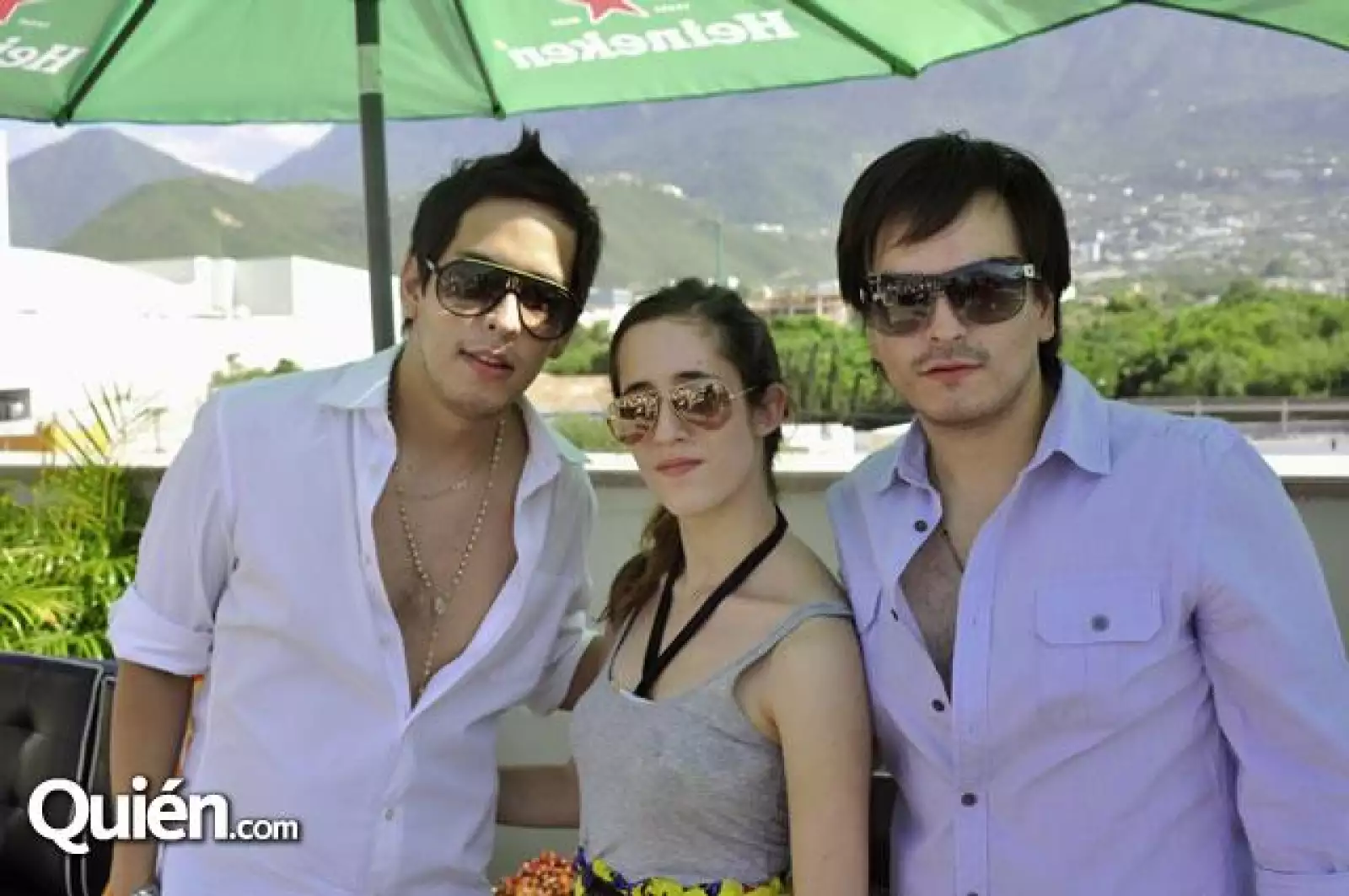 Adrián Navarro,María José Diez y Alex Navarro