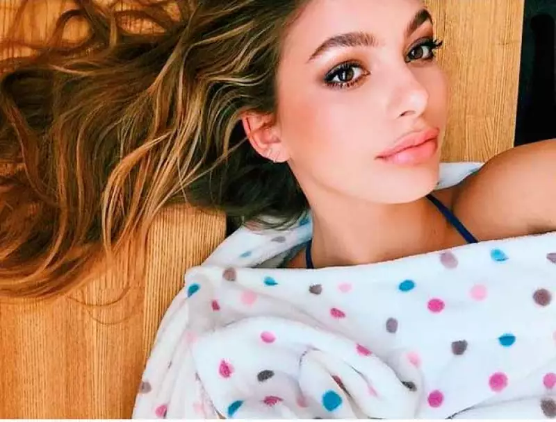 Camila Morrone es el nombre de esta sexy joven que ya ha dado sus primeros pasos en el mundo del modelaje, ella es hija de la actriz Lucila Polak, novia del actor de Hollywood.