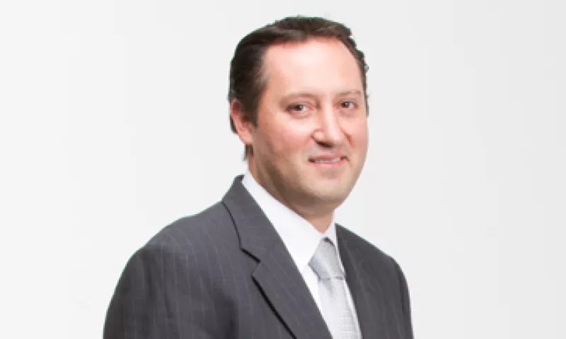 “Siempre vi resultados detrás del esfuerzo (...) así empujé fuerte por crecer, aprender y desarrollarme”, dice Héctor Castillo, una de las 30 promesas en los 30 de 2013 de la revista Expansión. (Foto: Dayan Jiménez/Jorge Garaiz)