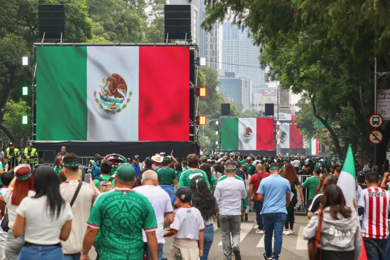 mexicanos reforma