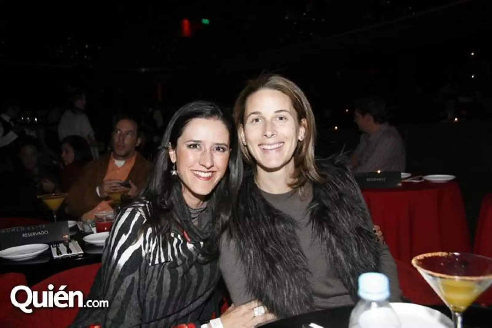 Elena Pineda,Natalia Alvarez