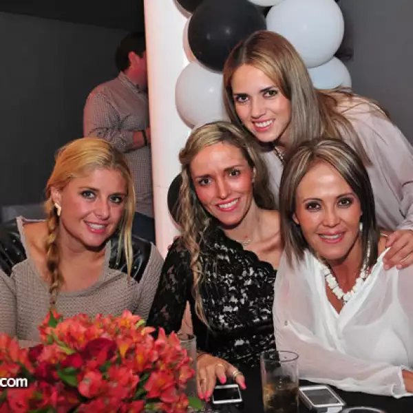 Regina Campos, Ana Lombarri, Erika Ramírez y Valeria Orozco