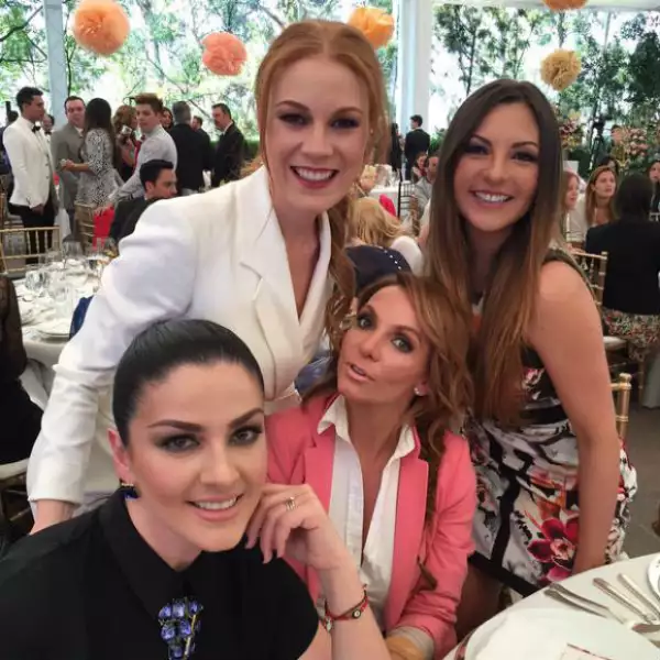 Daniela Magún con Mariana, Lidia y Erika de OV7.